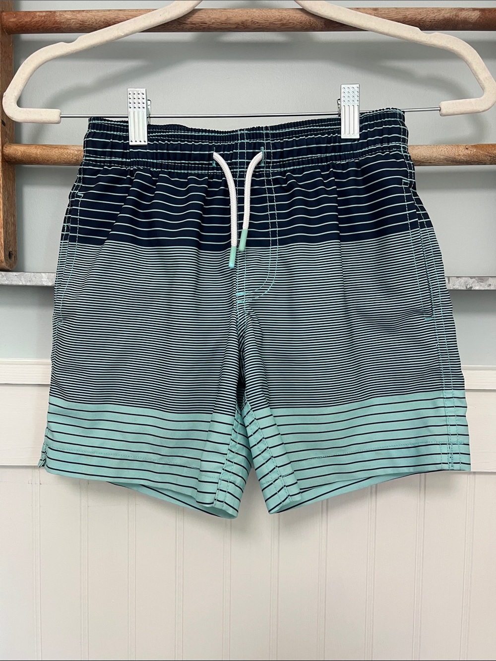 Boys southern Tide swim trunks size small